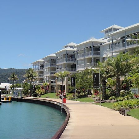 Boathouse Port Of Airlie Appartamento Airlie Beach Esterno foto